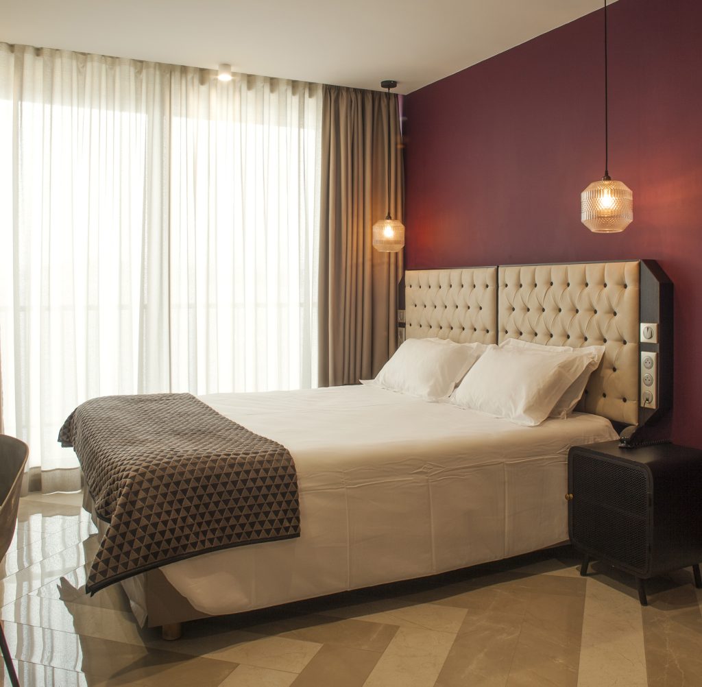 foto-camera-letto-deluxe-pietra