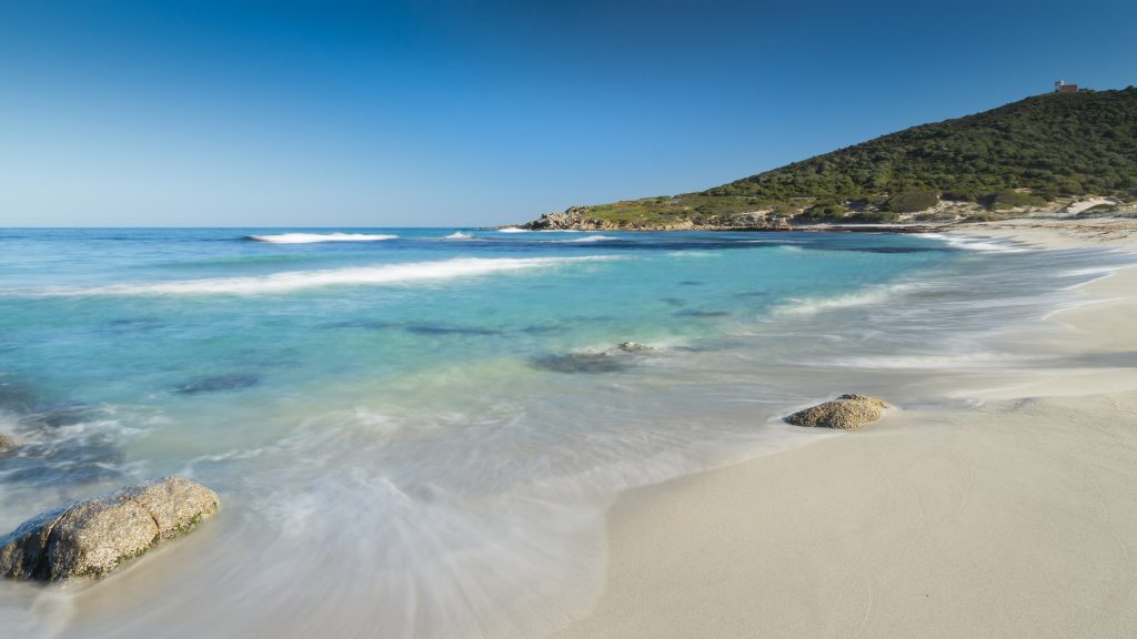 photo-plage-de-l-ile-rousse